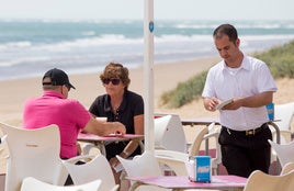 El sector hotelero de Huelva, pendiente de las reservas de última hora para mejorar los datos del verano de 2024