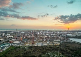 Moeve y Exolum ponen en marcha el nuevo poliducto del Puerto de Huelva tras tres años de trabajo