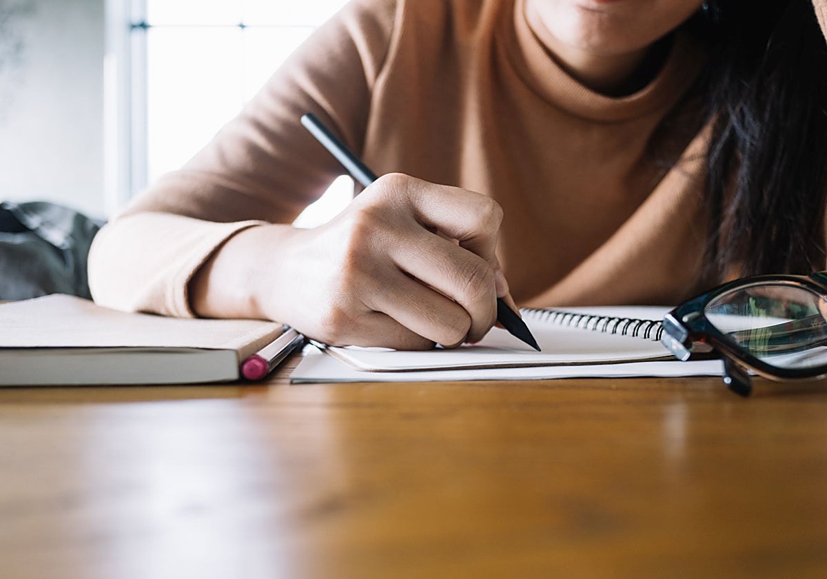 Las becas de la Fundación Atlantic Copper para alumnos de la Universidad de Huelva pueden solicitarse hasta final de año