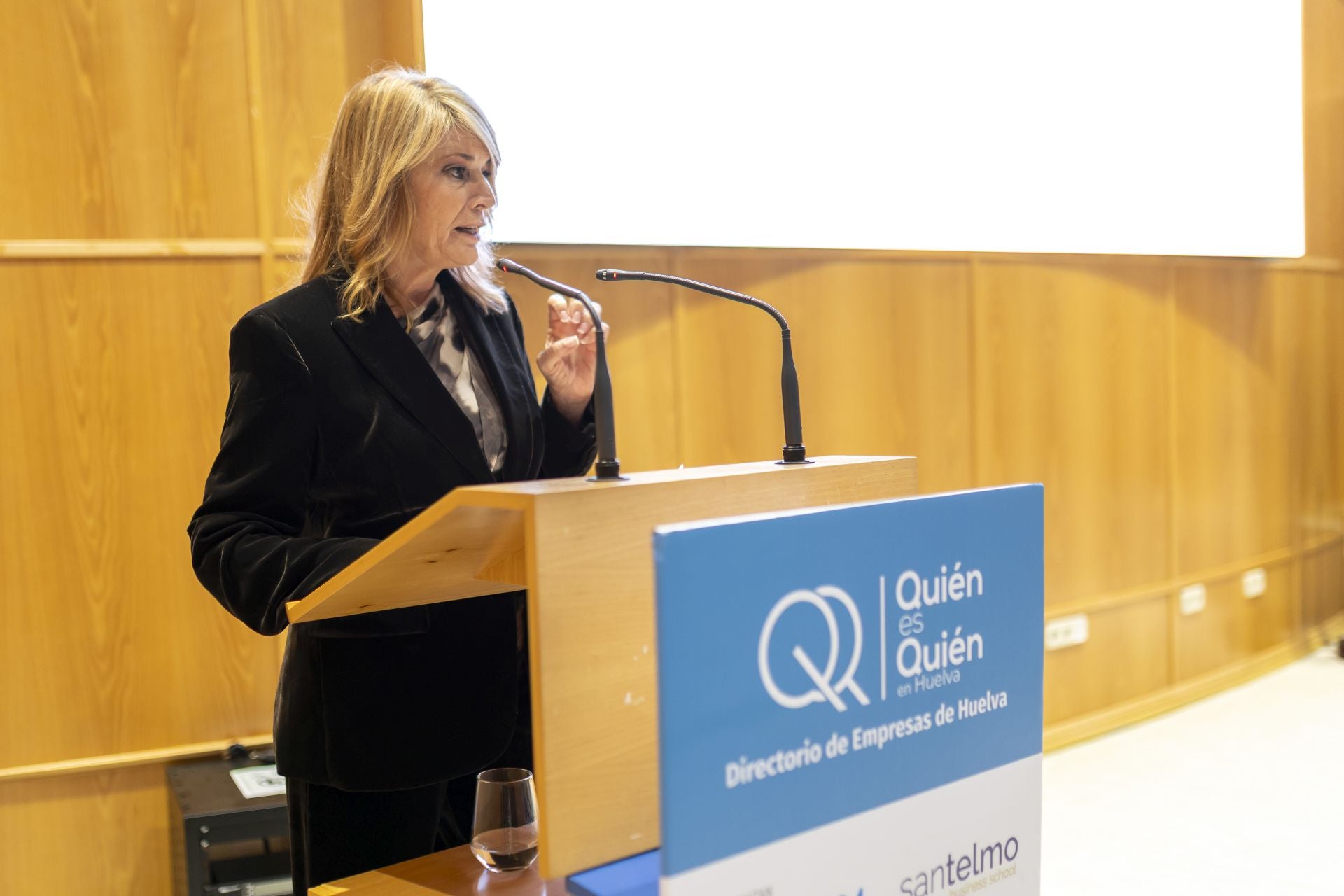 La presentación del directorio de empresas &#039;Quién es quién en Huelva&#039;, en imágenes