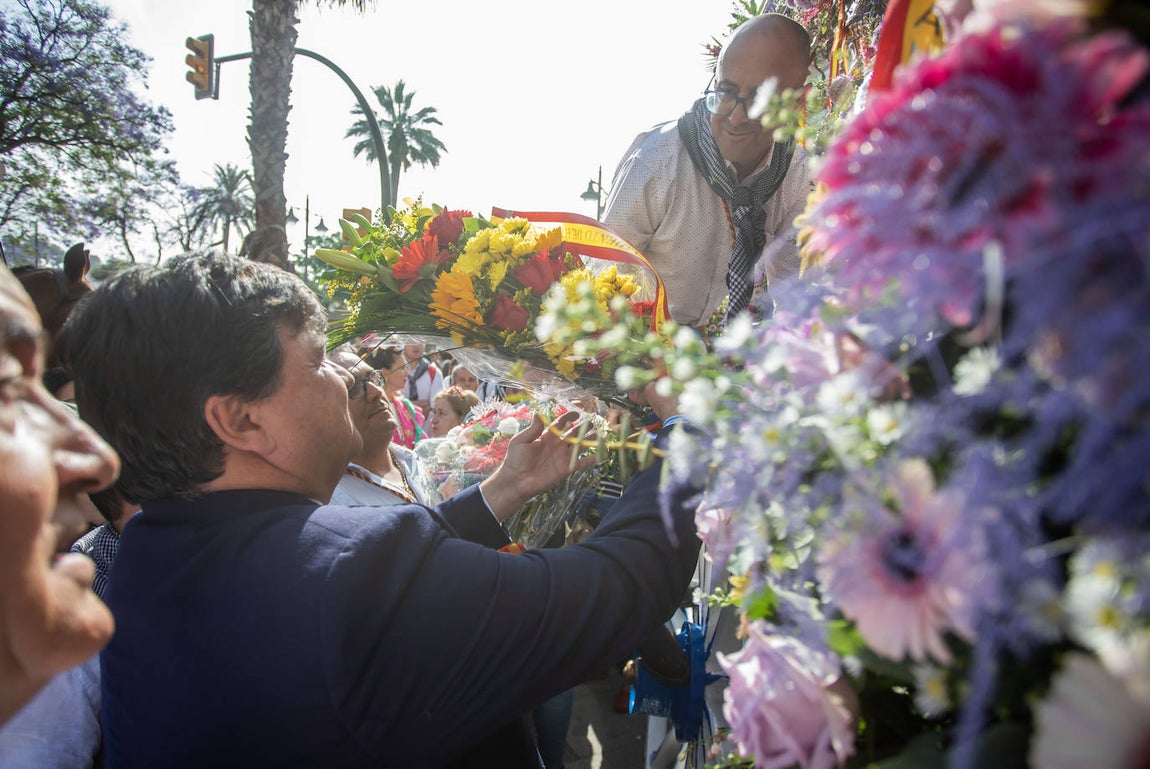Galería de imágenes: Emigrantes va ya al encuentro de la Virgen del Rocío