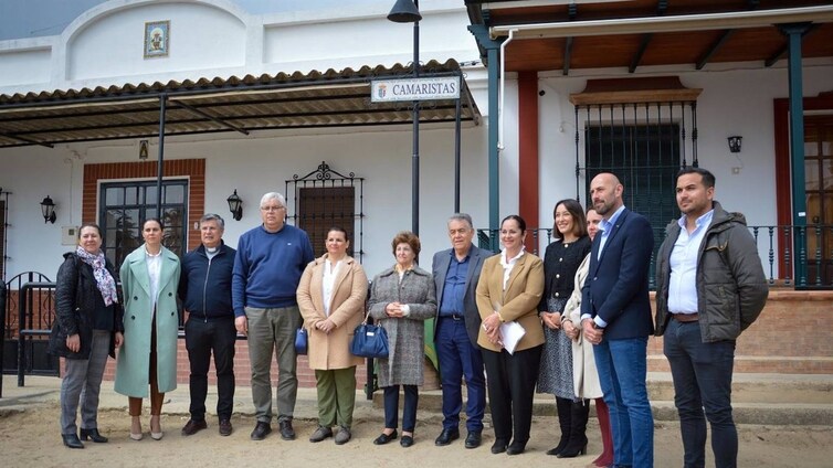 Las camaristas de la Virgen del Rocío ya tienen una calle en la aldea almonteña
