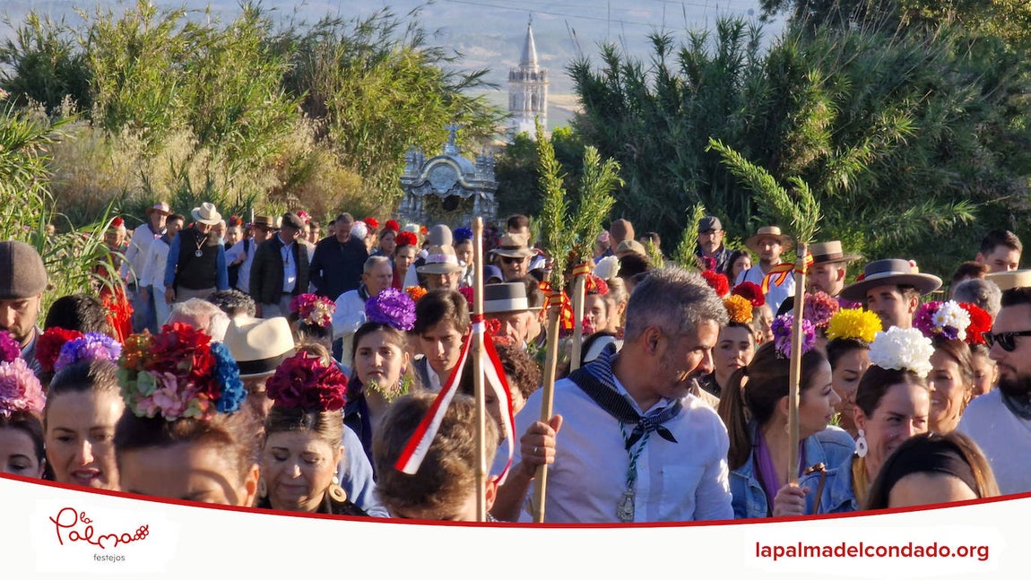 La salida de la hermandad del Rocío de La Palma, en imágenes