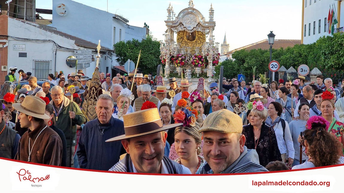 La salida de la hermandad del Rocío de La Palma, en imágenes
