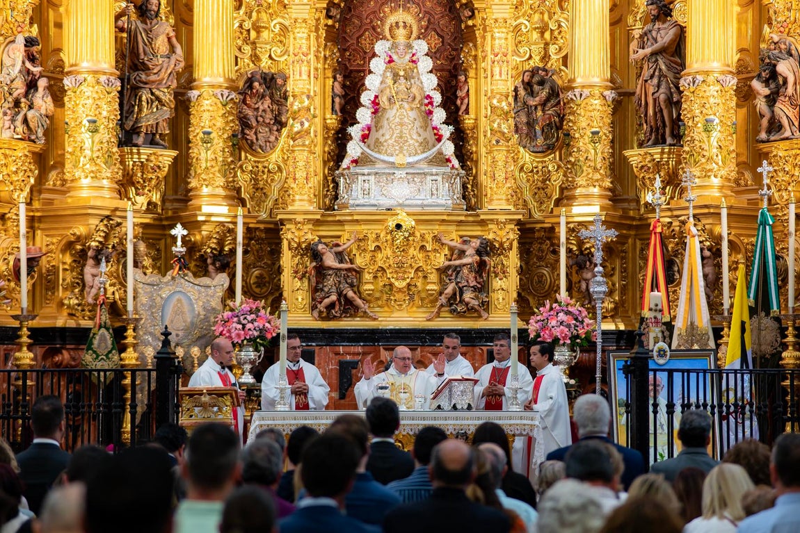 El rosario jubilar rociero, en imágenes