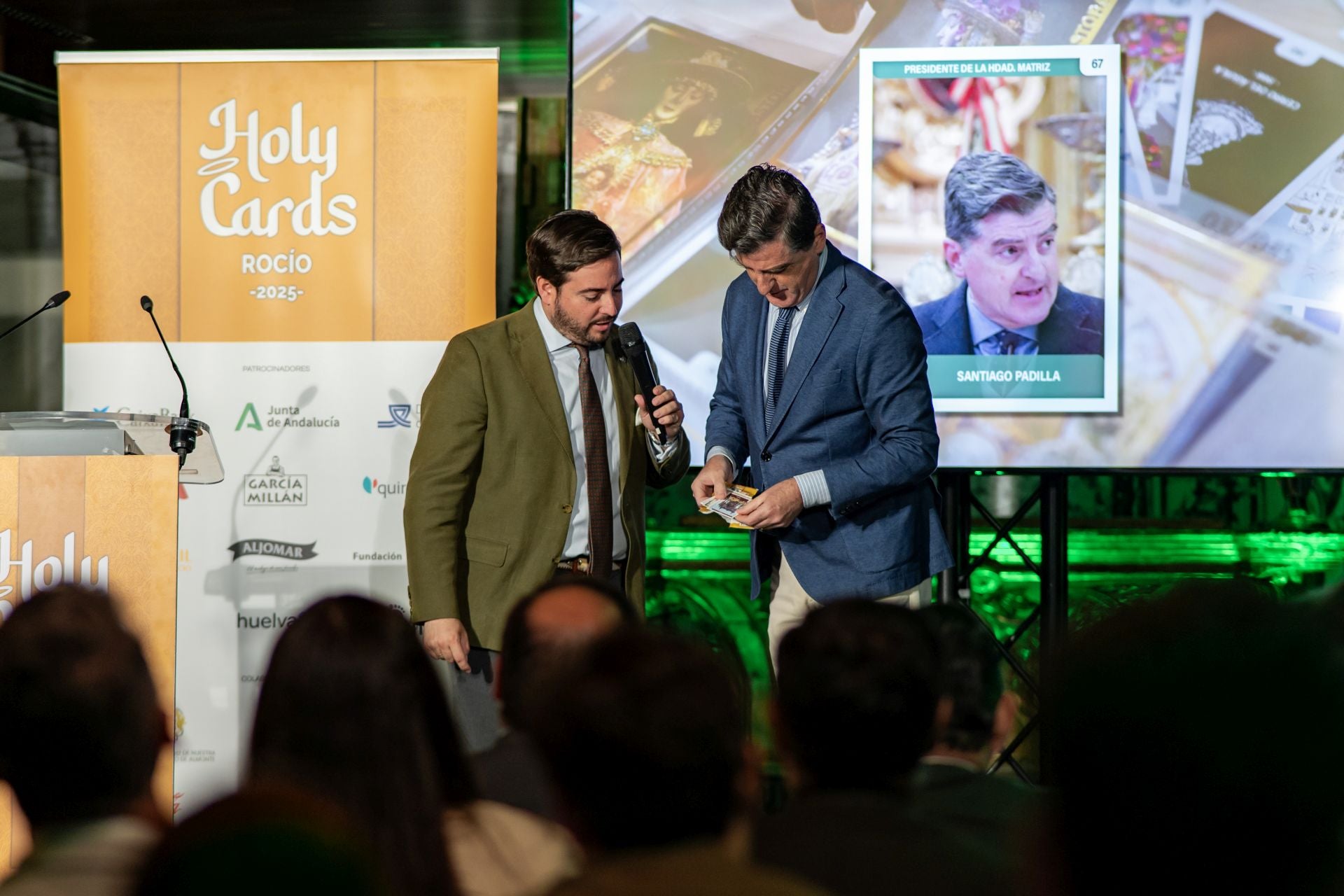 La presentación de las HolyCards del Rocío, en imágenes
