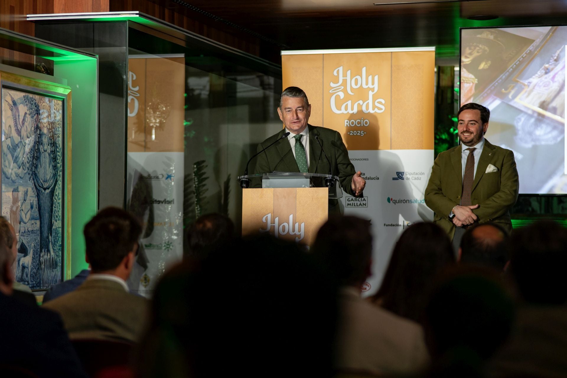 La presentación de las HolyCards del Rocío, en imágenes