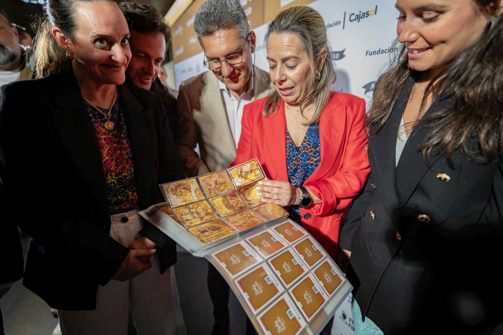 La presentación de las HolyCards del Rocío, en imágenes