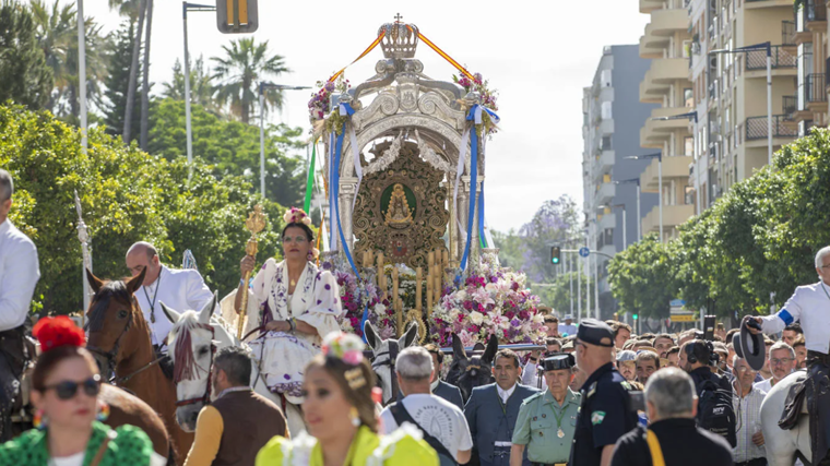 Salida de la hermandad del Rocío de Huelva en 2024