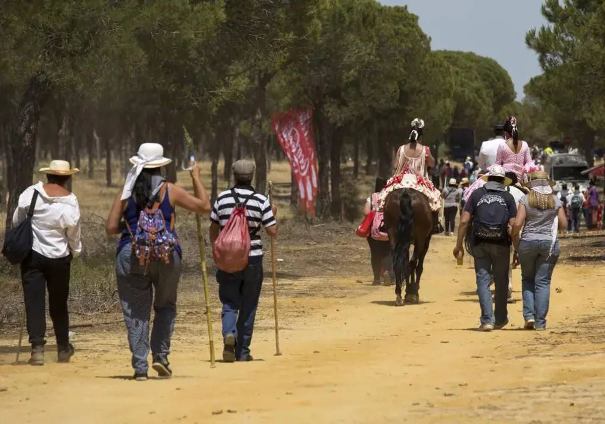 Rocieros por el entorno de Doñana