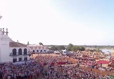 El Rocío 2025, en directo: Misa de Pentecostés con la marisma como fondo