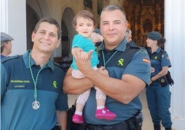 La niña milagro del Rocío: «Mi hija volvió a nacer gracias a esos dos guardias civiles»