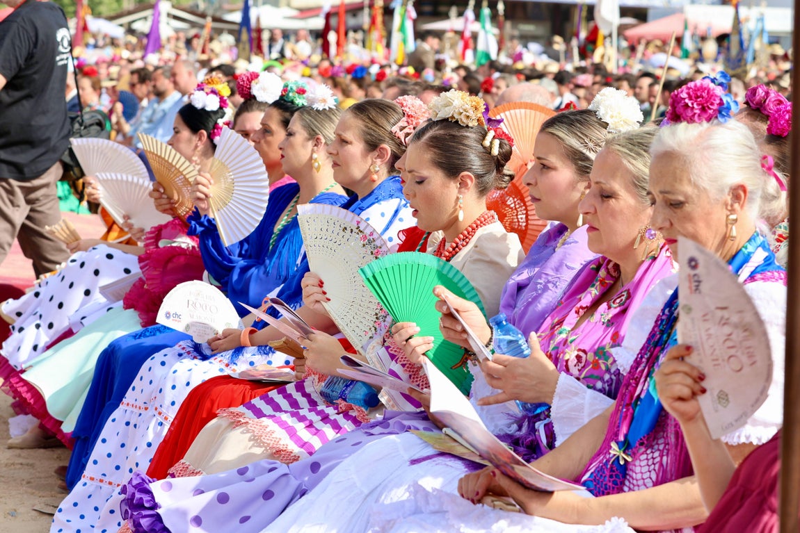 El Rocío 2025: La Misa de Pentecostés, en imágenes