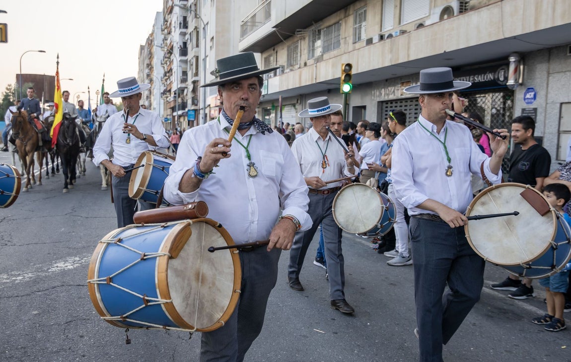 El regreso de las hermandades del Rocío de Huelva y Emigrantes, en imágenes