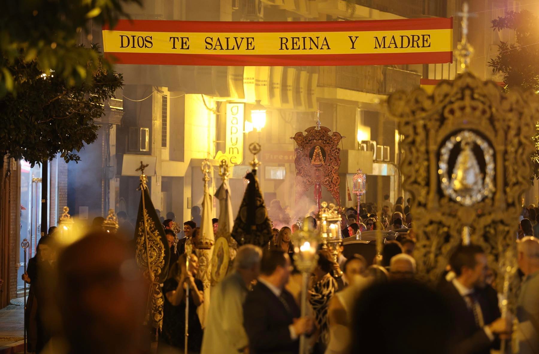 El Rosario Jubilar Rociero de la diócesis, en imágenes