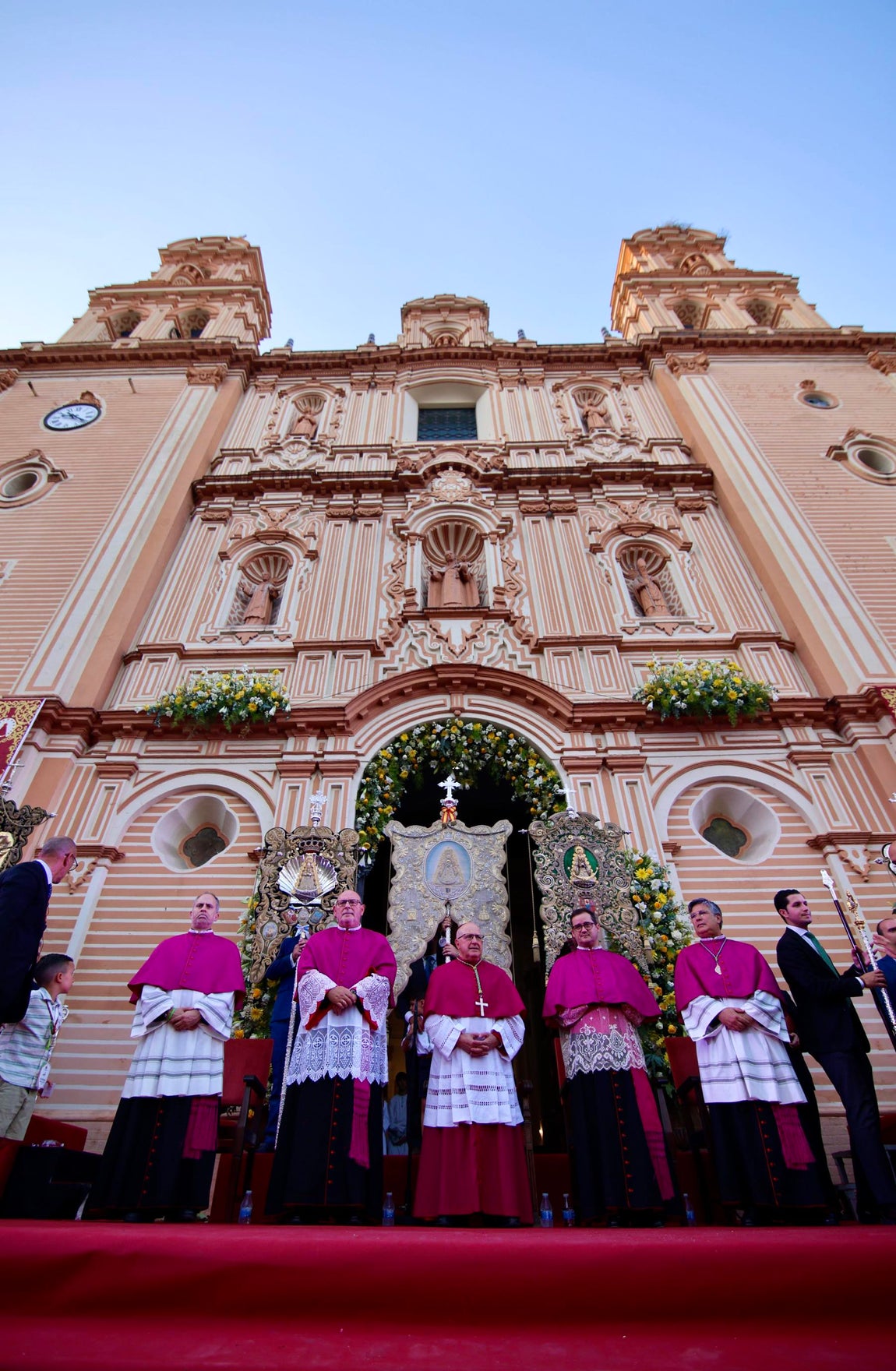 El Rosario Jubilar Rociero de la diócesis, en imágenes