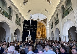 Los rocieros de Emigrantes vuelven a casa llenos de Rocío tras su peregrinación extraordinaria