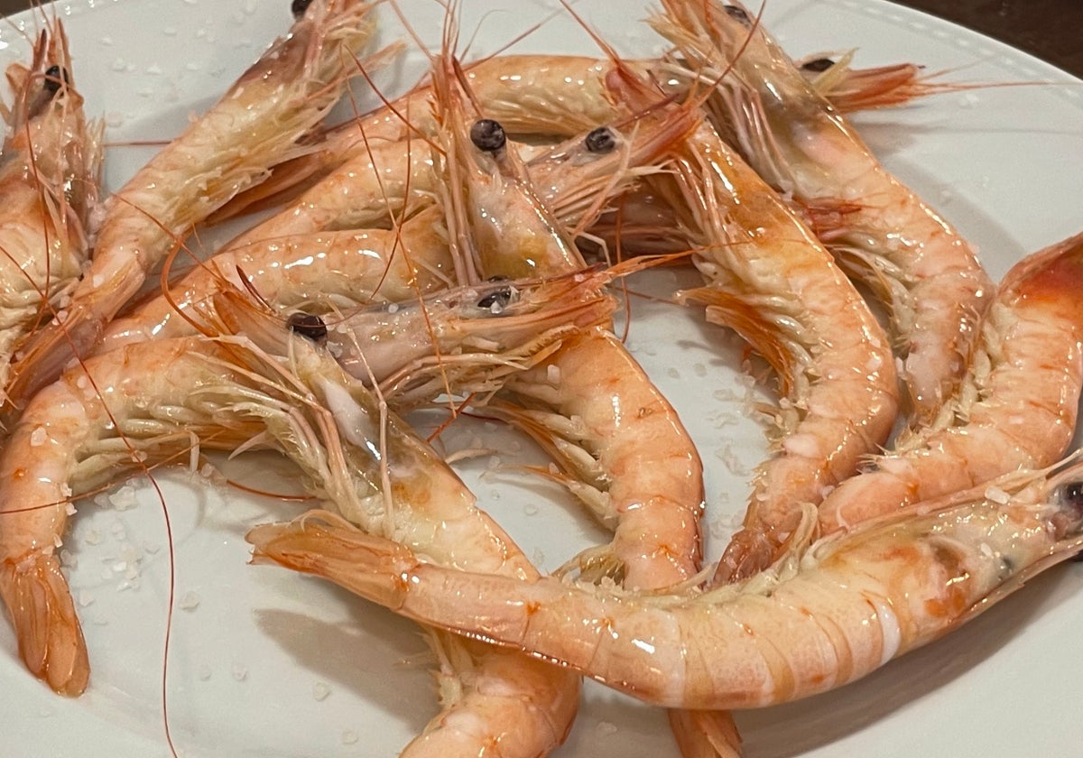 Imagen de archivo de un plato de gambas de Huelva