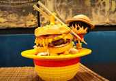 El restaurante de Huelva en el que te puedes comer la hamburguesa de Dragon Ball y de One Piece