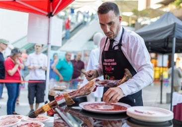 El título de mejor cortador de jamón de Huelva ya tiene dueño