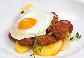 El restaurante de un encantador pueblo de Huelva que recomienda Michelín: puedes comer por 35 euros