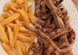 Las mejores chuletitas de cordero a la brasa de Huelva