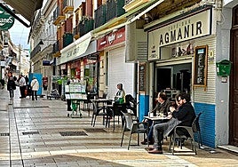 El mítico bar Agmanir lleva abierto desde 1963 en la céntrica calle Arquitecto Pérez Carasa de Huelva
