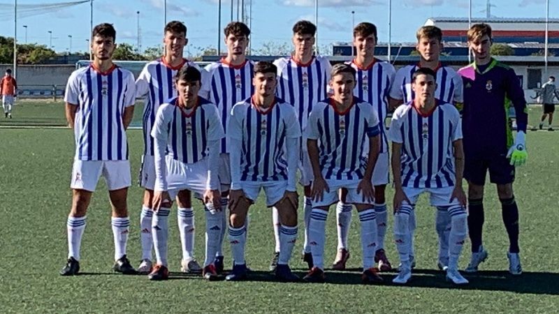 El Cádiz fulmina en 45 minutos al Recre Juvenil y agrava su mala racha (1-3)