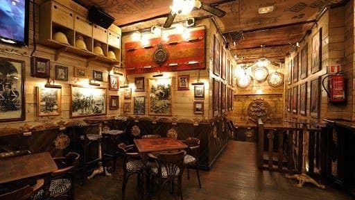 Arde el local en el que se encontraba el bar Mombasa