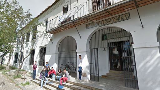 Denuncian que una alumna del IES San Blas ha recibido una paliza que la ha llevado al hospital
