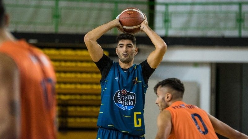 El sanjuanero Manu Vázquez abandona la disciplina del Ourense