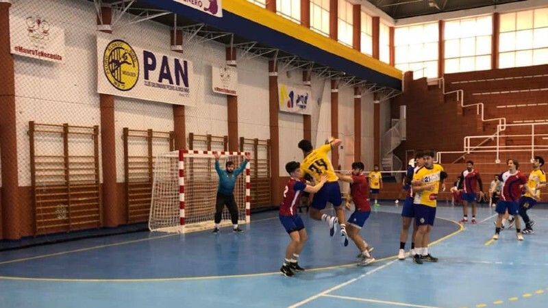 Tres de tres para el PAN Moguer (33-29)