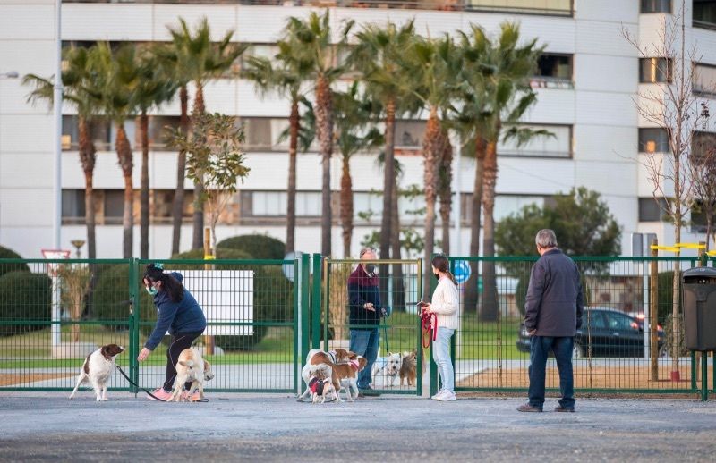 Nueva zona de esparcimiento canino en Pescadería