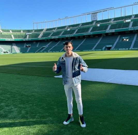 Antonio Molina se marcha del Recre al filial del Elche
