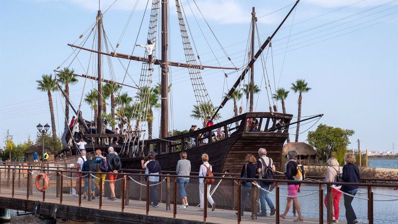 El Muelle de las Carabelas recibe en 2021 casi el doble de visitas (36.135) que en 2020