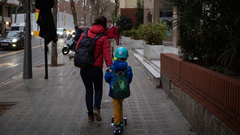 Los centros educativos andaluces comienzan el 2º trimestre con 242 bajas más que en 2019