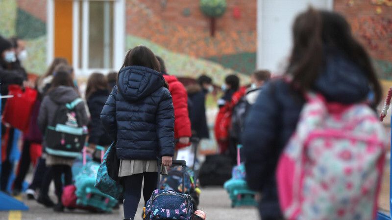 Huelva es la provincia andaluza con mayor número de aulas cerradas por Covid, con 95