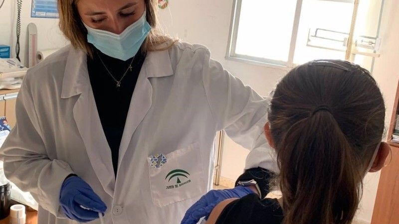 Andalucía abrirá este viernes la vacunación con terceras dosis para la franja de 39 y 38 años de edad