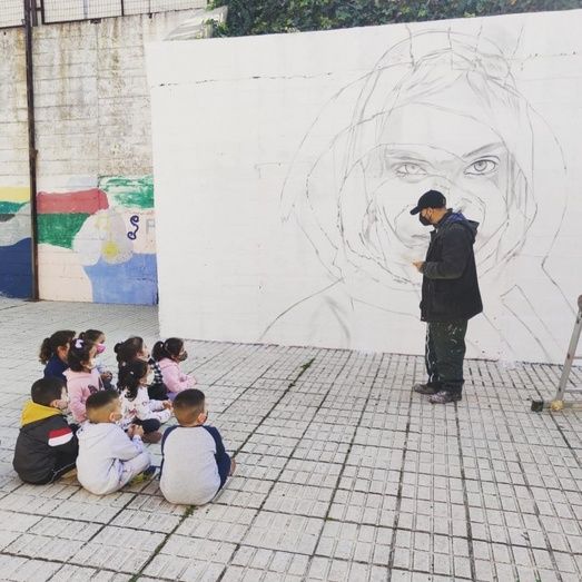 Manomatic amplía la colección 'Identity' con 'Bjinna' en el CEIP Giner de los Ríos
