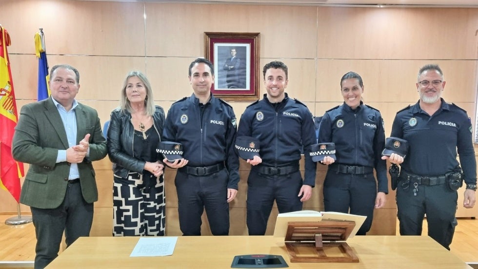 La Policía Local de Aljaraque incorpora a su primera mujer y a dos miembros más