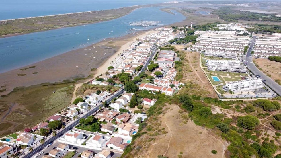 Bertín Osborne lanza un SOS para evitar que una promoción urbanística destruya el pinar de El Rompido