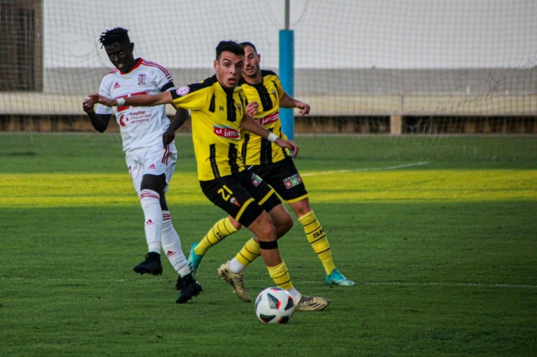 Jacobo y Pablo González cierran la herida del San Roque (2-0)