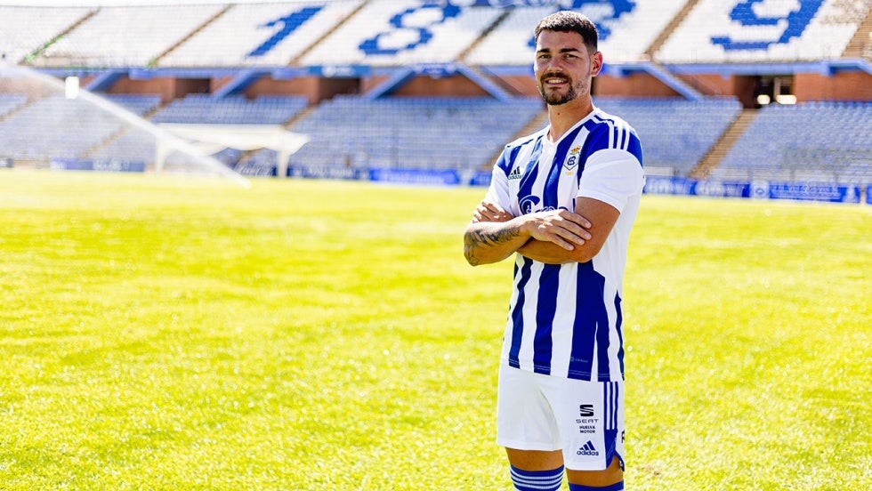 Premonitoria ausencia de Crespo en una convocatoria en la que debuta Josema Gallego y vuelve Galán