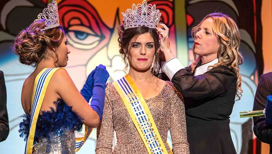 Melody García, coronada reina del Carnaval de Isla Cristina 2019
