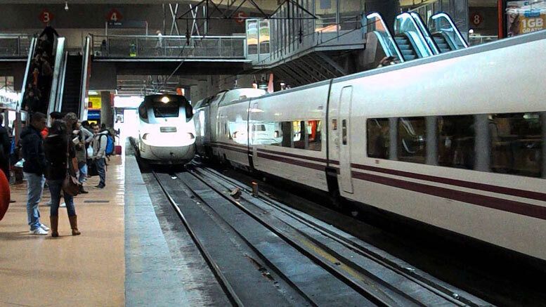 Renfe celebra el Día de los Enamorados con un 2x1
