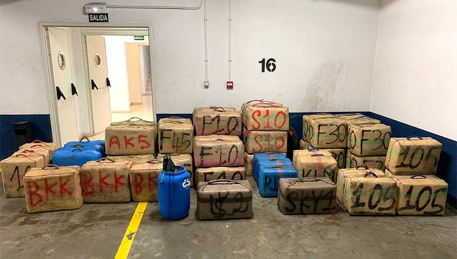 Abandonan dos toneladas de hachís en la playa de Punta del Moral