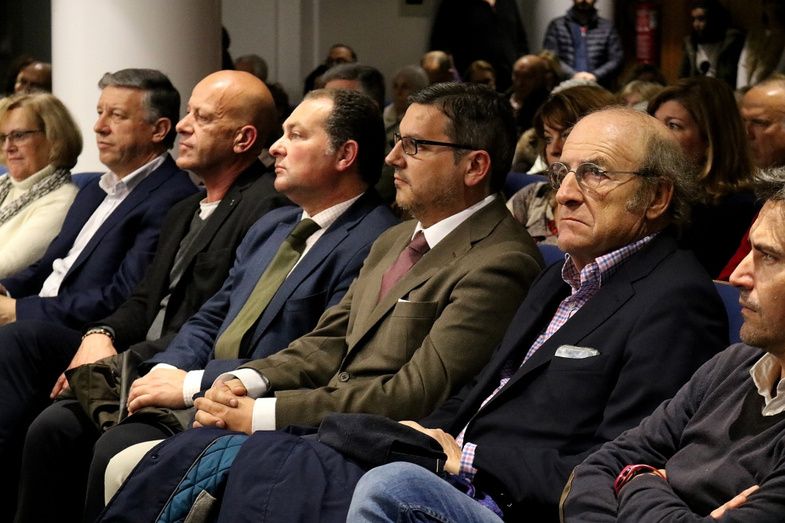 Pilar Marín expone las líneas maestras de su proyecto para 'reiniciar Huelva'