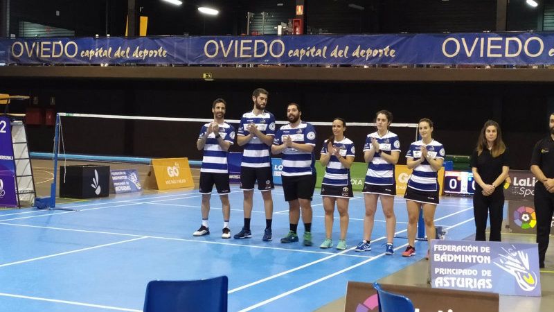 El Oviedo demuestra que va en serio y frena al líder IES La Orden (5-2)
