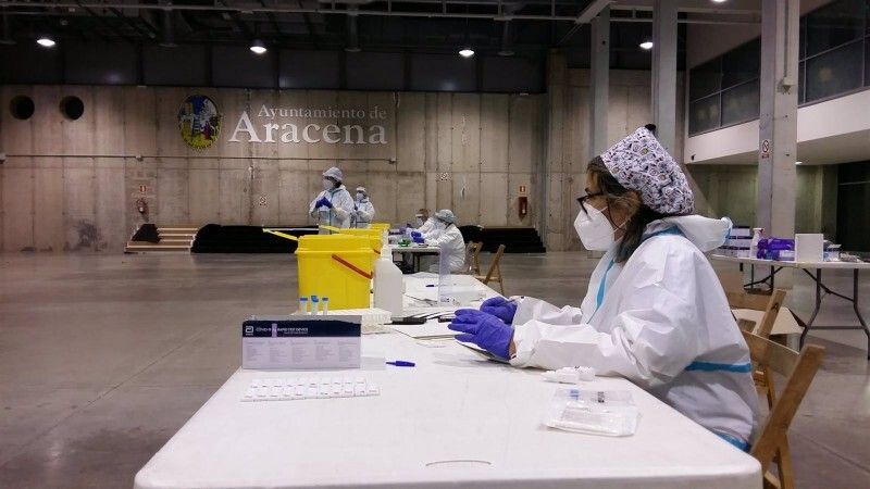 Solo dos municipios de la provincia de Huelva siguen con una tasa superior a 1.000 casos y 13 con una mayor a 500