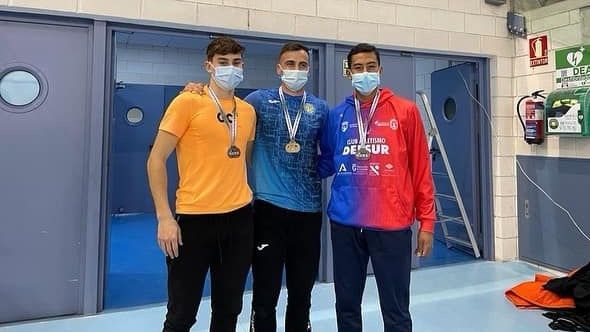 Carlos Martín lidera con dos medallas a los onubenses en el Andaluz Absoluto
